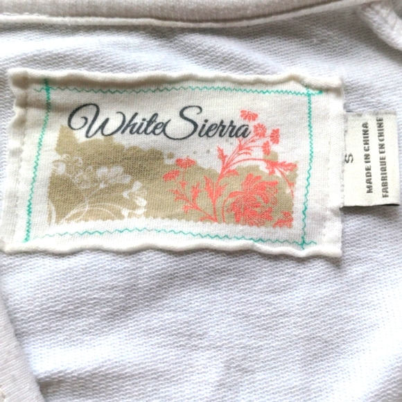 White Sierra Hoodie Size Small - Picture 2 of 6